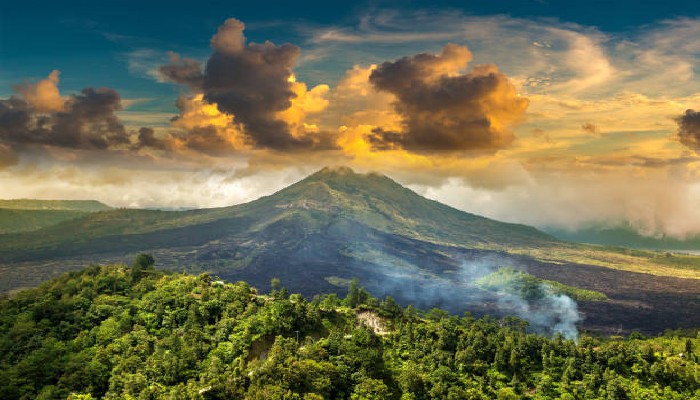 gunung di Bali