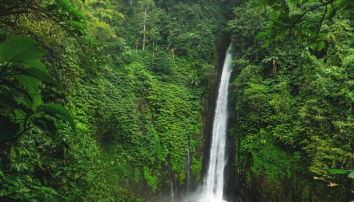 Air Terjun Munduk