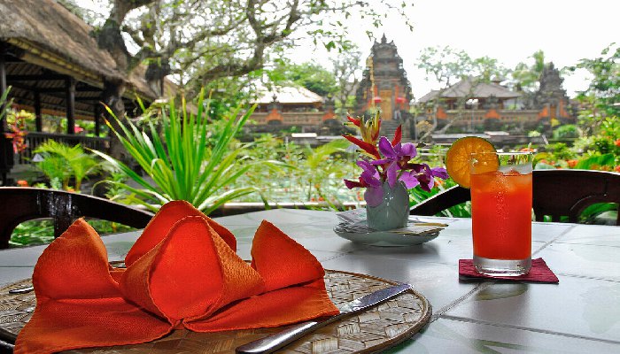 Cafe di Ubud view bagus